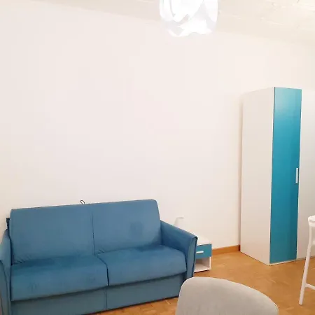 Center & Guest house Trieste