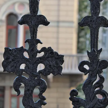 Center & Trieste