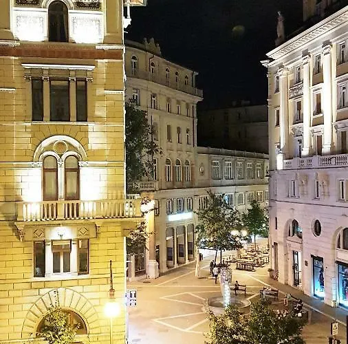 Center & - Fiori Di Guest house Trieste