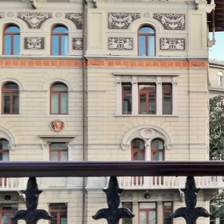 Гостевой дом Center & - Fiori Di 4*