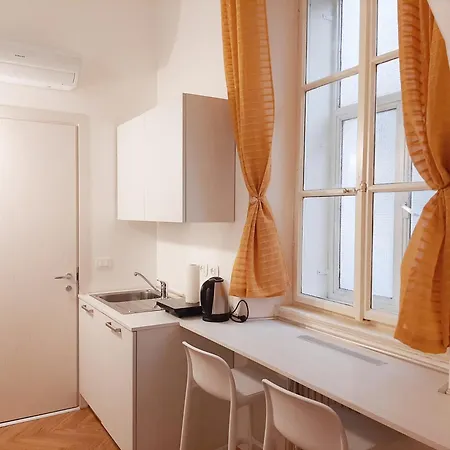 Center Rooms&apartments 2*